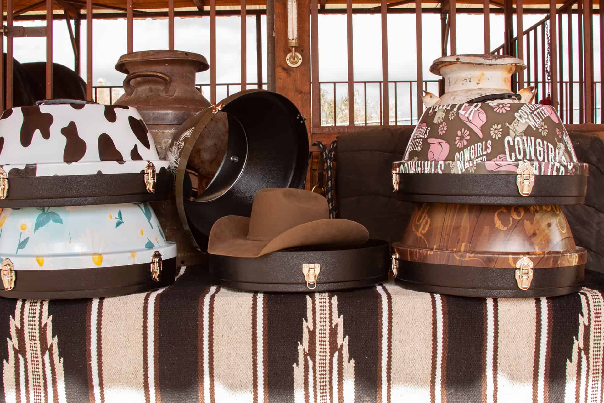 cowboy hat travel box
